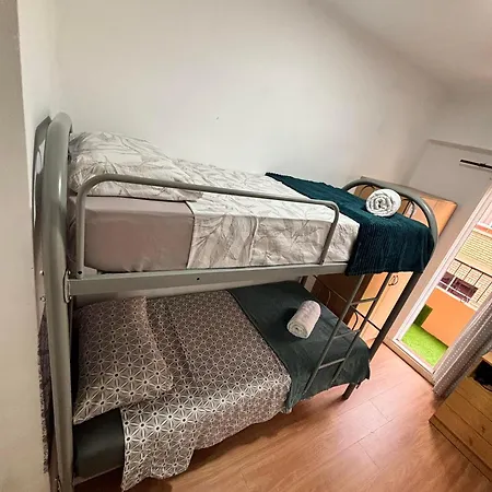 ホームステイ Cute And Cosy バレンシア